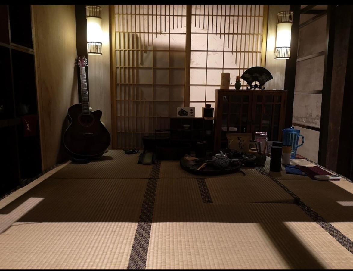 台甕茶室青年旅館 Tai-Wong Tatami Room Hostel تاينان المظهر الخارجي الصورة